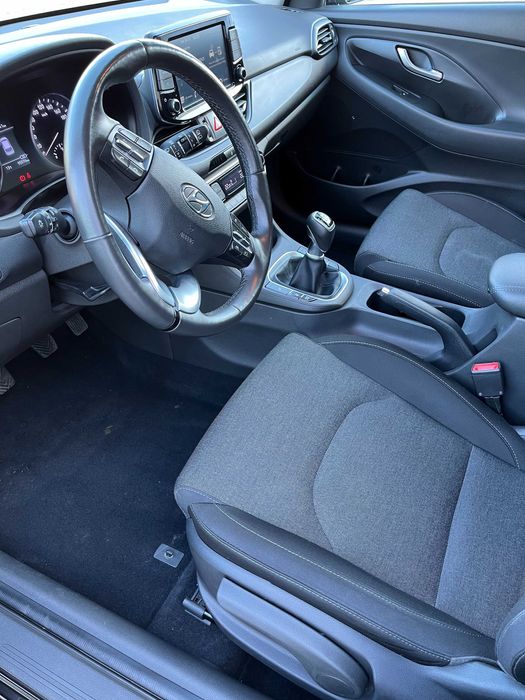 HYUNDAI i30 1. 0TURBO M-HEV 48V 120 к.с.MILD Hybrid,CarPlay,TUV,89990к