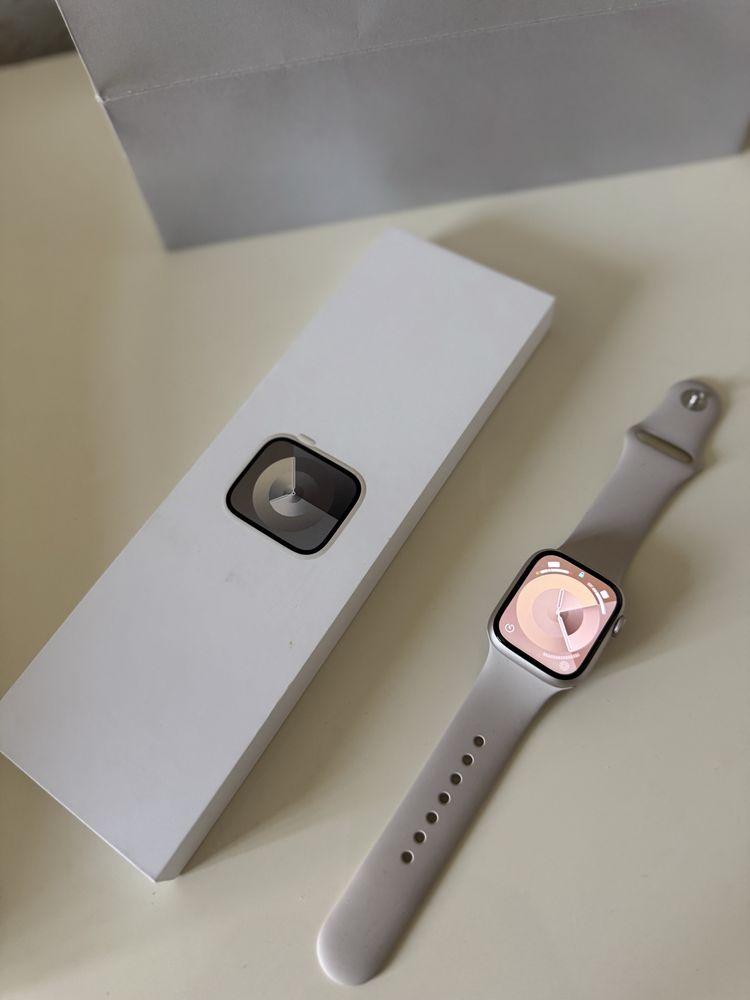 Apple Watch Series 9 - надевала 2 раза в идеальном состоянии