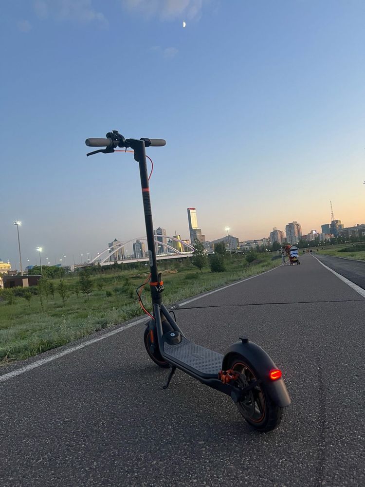 Электросамокат Ninebot F40
