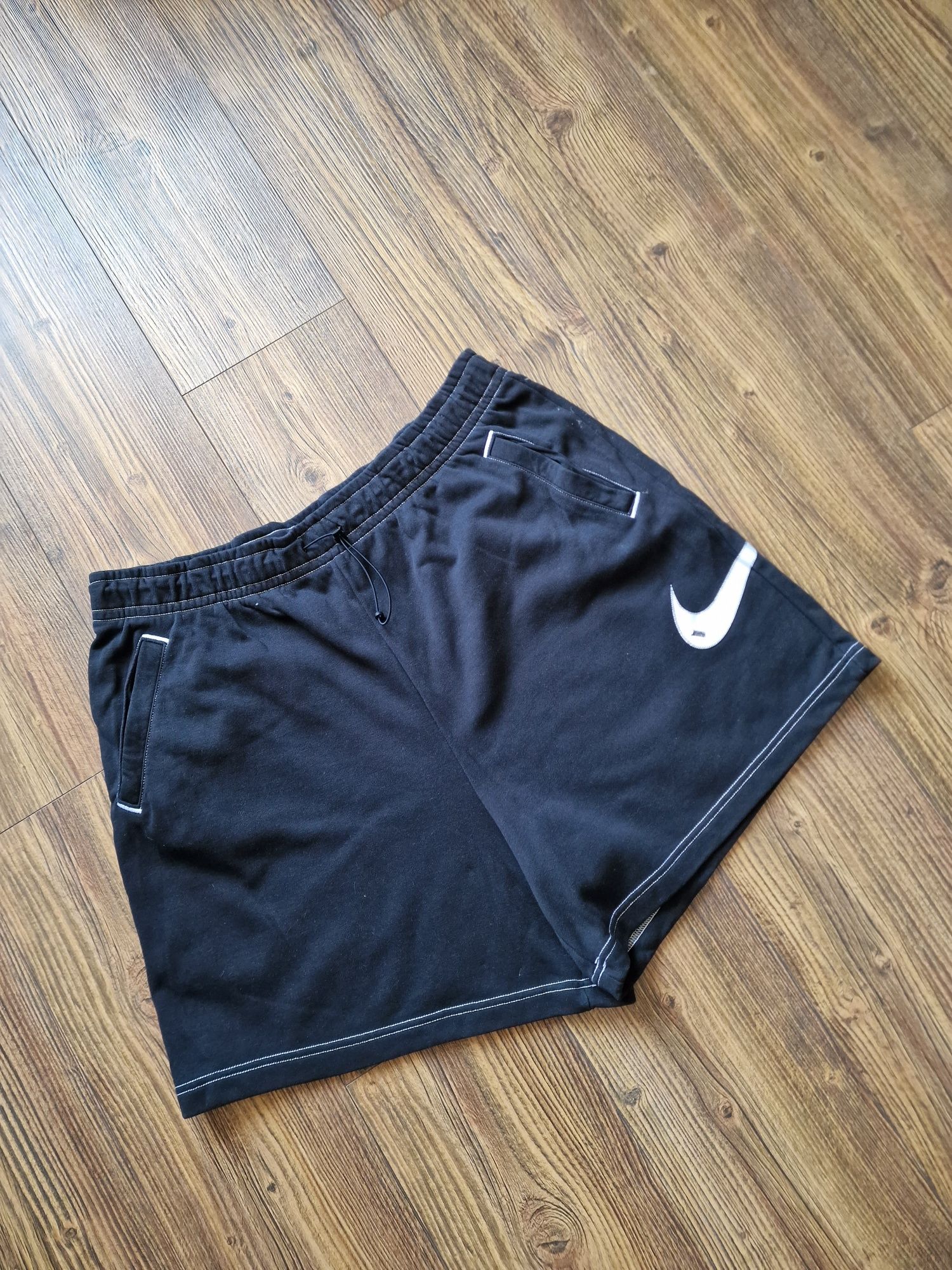 Страхотни мъжки къси панталони NIKE размер XL