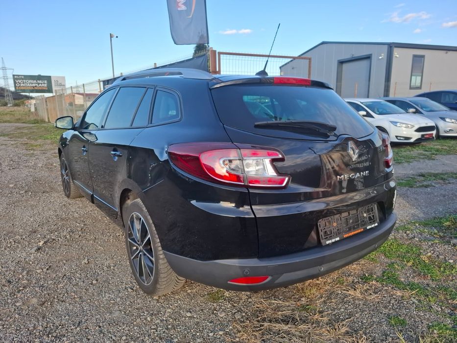 Renault Megane BOSE Edition 1.6 dCi 130 CP  Navigație Keyless Camera