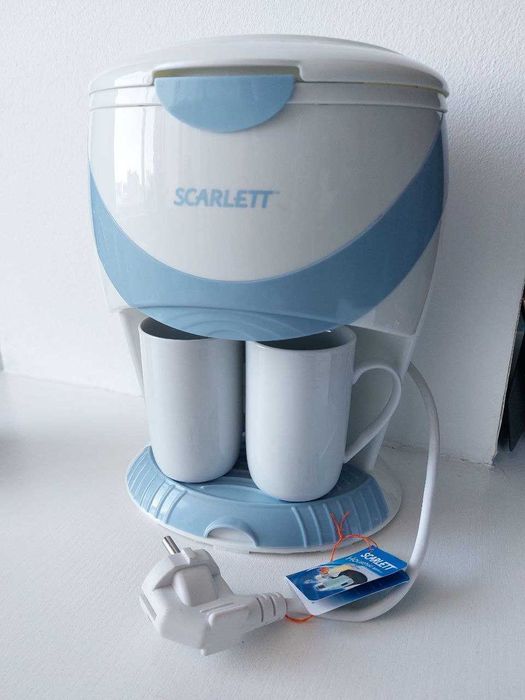 Кофеварка Scarlett SC-1032, капельная