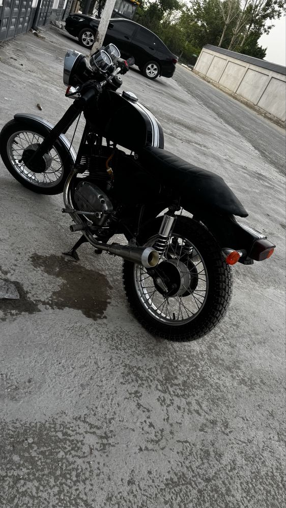 Матоцикл Ява 350