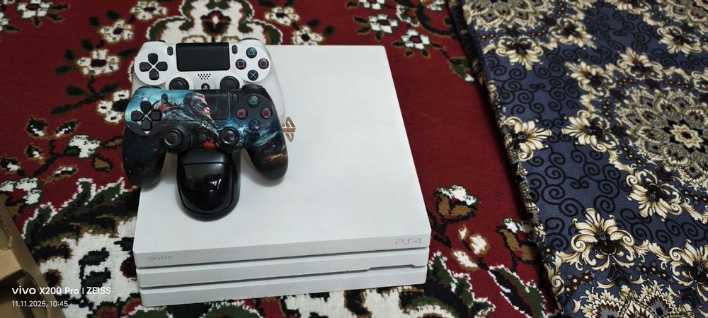 Продаётся  пс 4про