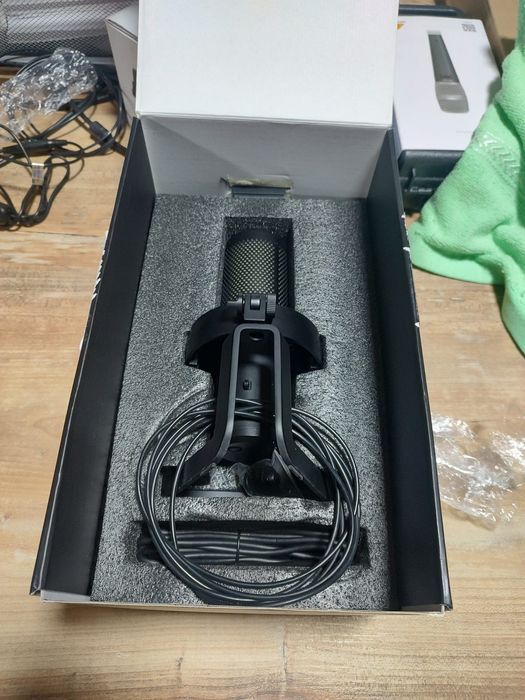 Microfon professional RGB, Newskill Apholos Pro, NEGOCIABIL