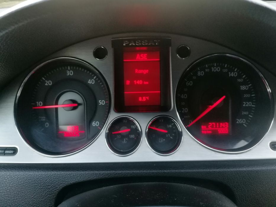 Vând VW Passat, 2007, motor 2.0 diesel, 140 cp, BMP, 4X4