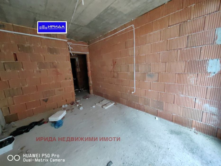 Продава се Тристаен апартамент в София, Бъкстон - 68 кв.м за 2122 €/кв.м - Снимка #2