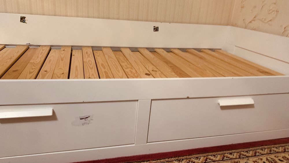 кроват сатылады өте жақсы усталған сынбаған