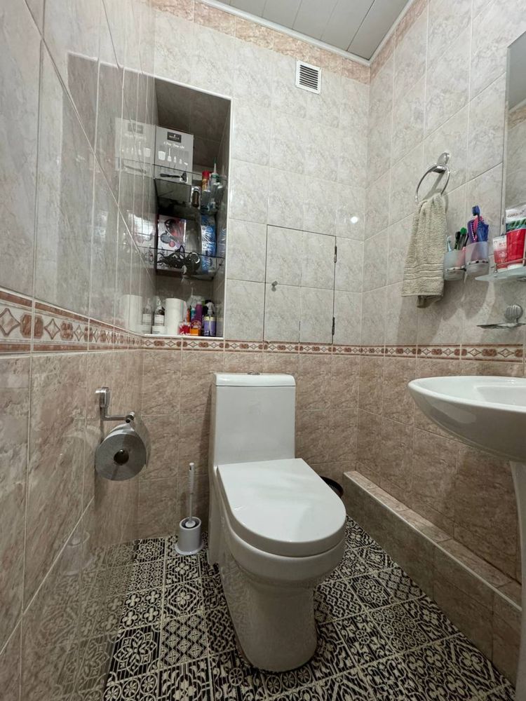 Продается 3 комнатная квартира в Сергели -4 1 этаж