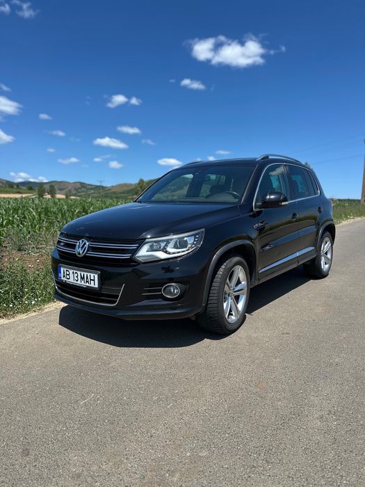 Volkswagen Tiguan / 4x4 / R-Line / Dynaudio