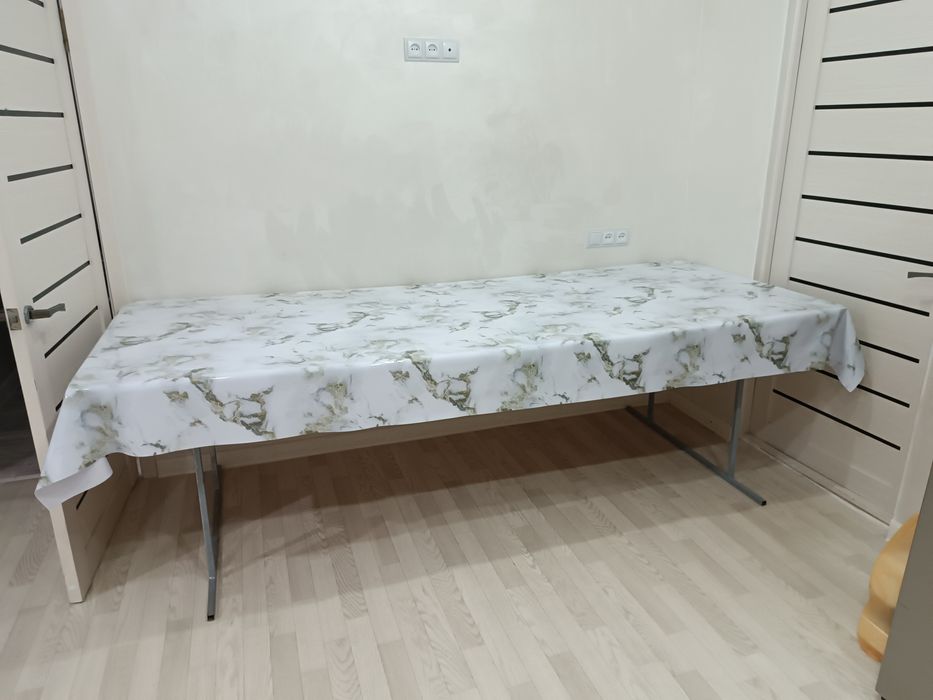 Продам стол 2,5 метр раскладная