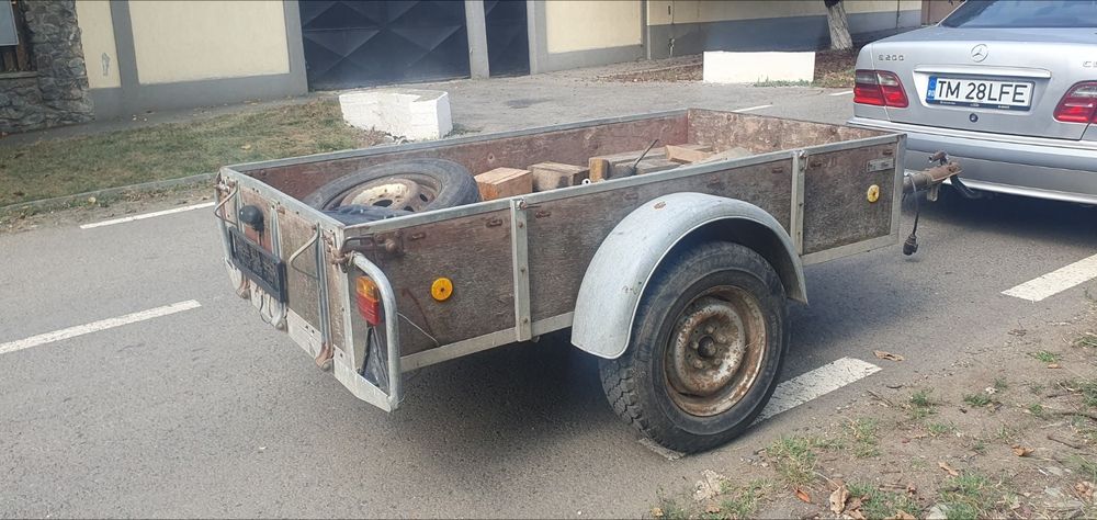 Vand remorca 750 kg foarte solida