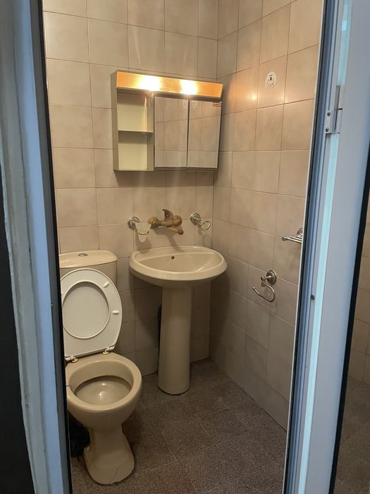 Продава се Двустаен апартамент в София, Света Троица - 64 кв.м за 2063 €/кв.м - Снимка #14