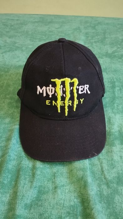 Оригинална шапка на Monster