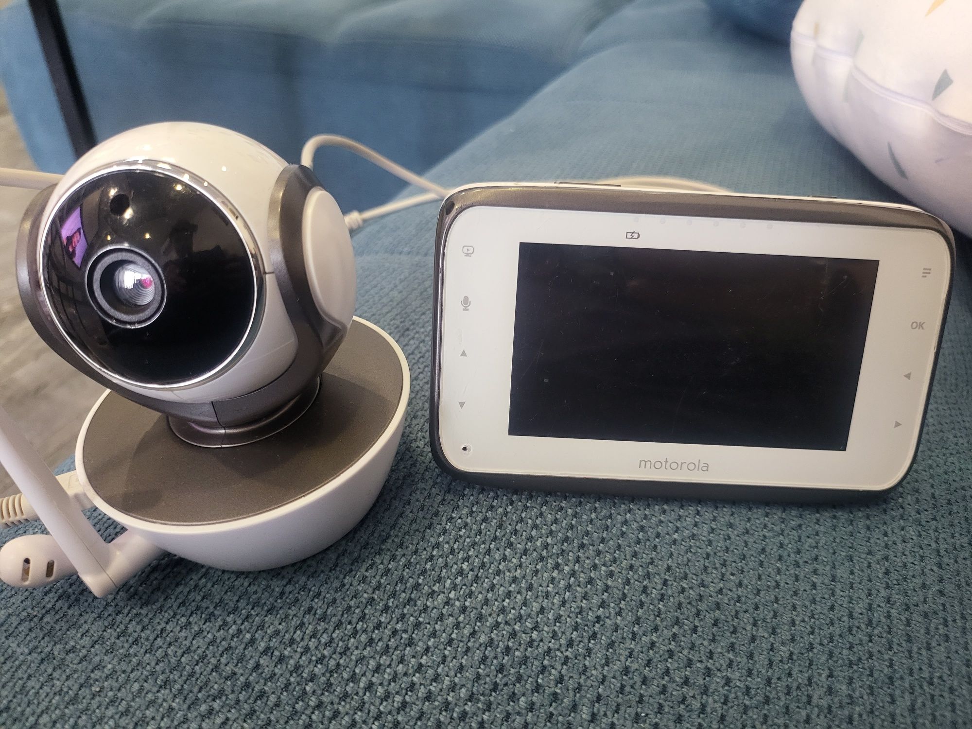 Видео бебефон Motorola MBP854 Connect с WiFi и приемник