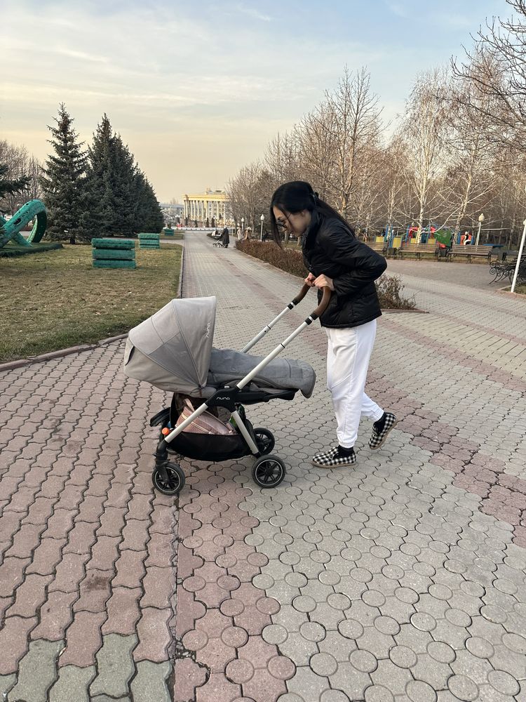 Коляска и автокресло