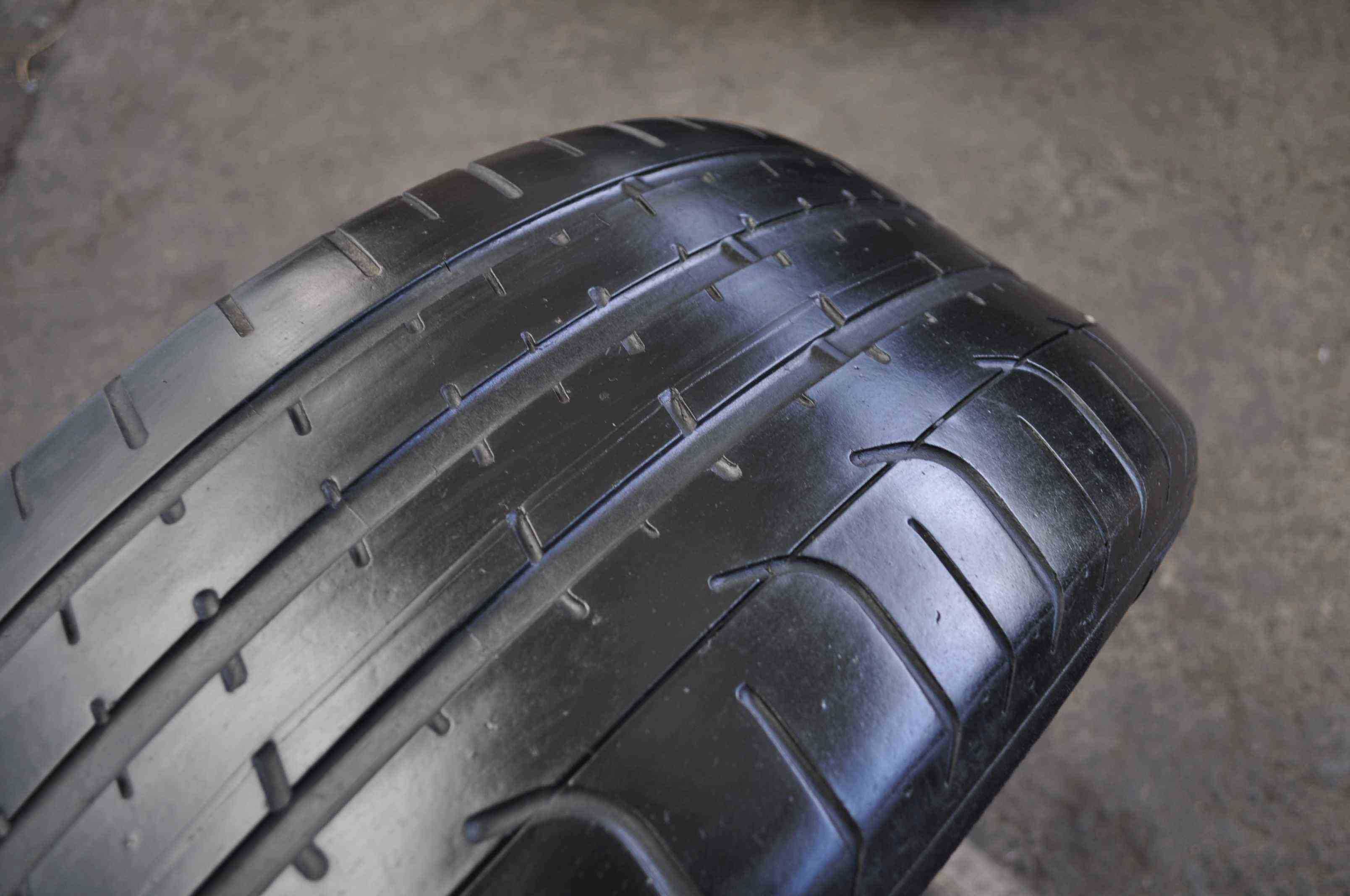 SET 2 Anvelope Vara 225/40 R18 HANKOOK Ventus S1 evo 2 92Y