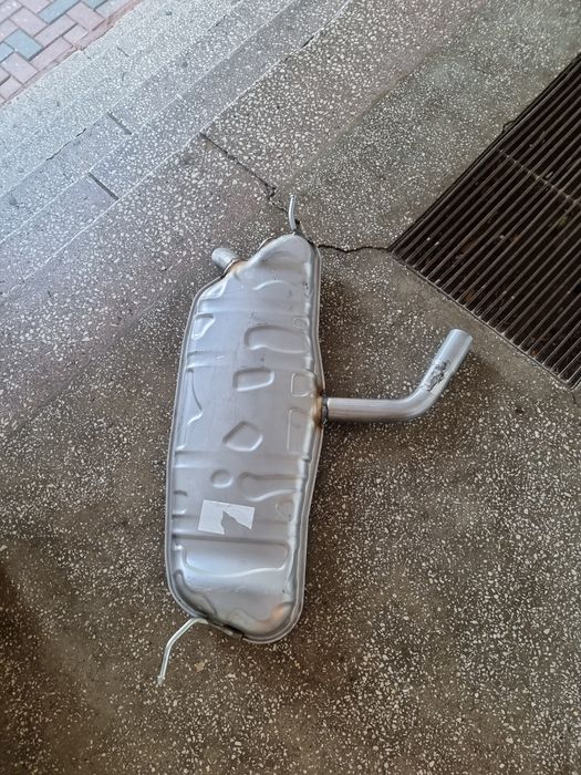 Toba finala intermediara noua saxofon VW GOLF 5