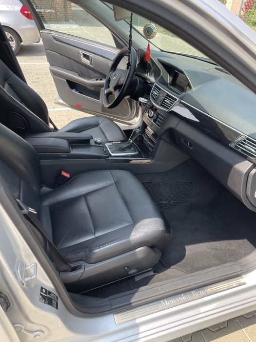 Vand Mercedes E220 avantgarde 2010