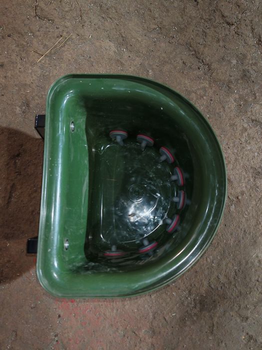 Galeata alăptare miei si iezi 15 L - 8 tetine / biberoane