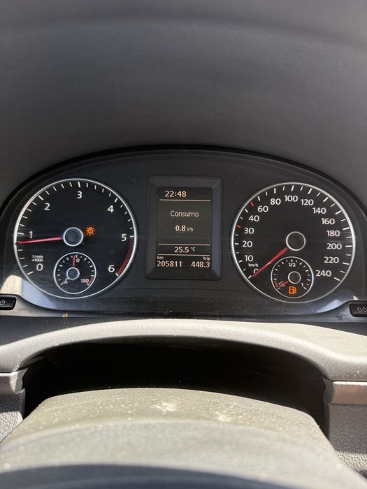 DE VINZARE - VW CADDY 4 x 4 ;  AN 2013 ; 2.0 TDI