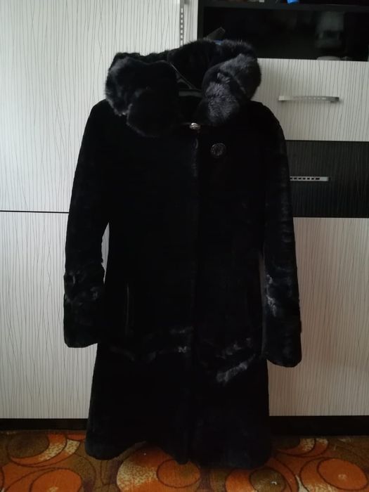 продам мутоновую шубу