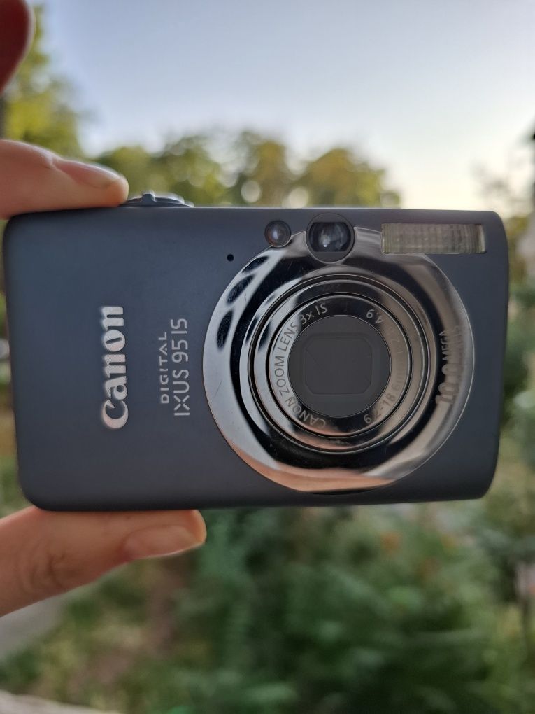 Ултра компактен дигитален фотоапарат CANON DIGITAL IXUS 95is