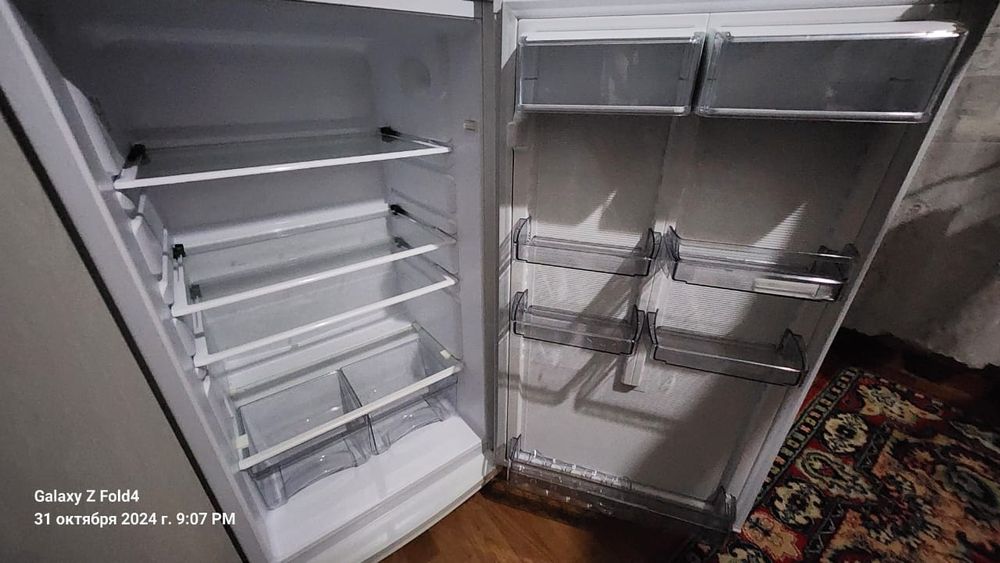 Продам холодильник