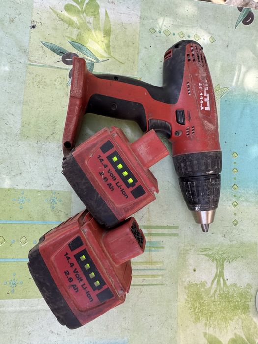 Bormasina Autofiletanta Hilti SF 144-A 14,4V cu doi Acumulatori  2,6Ah