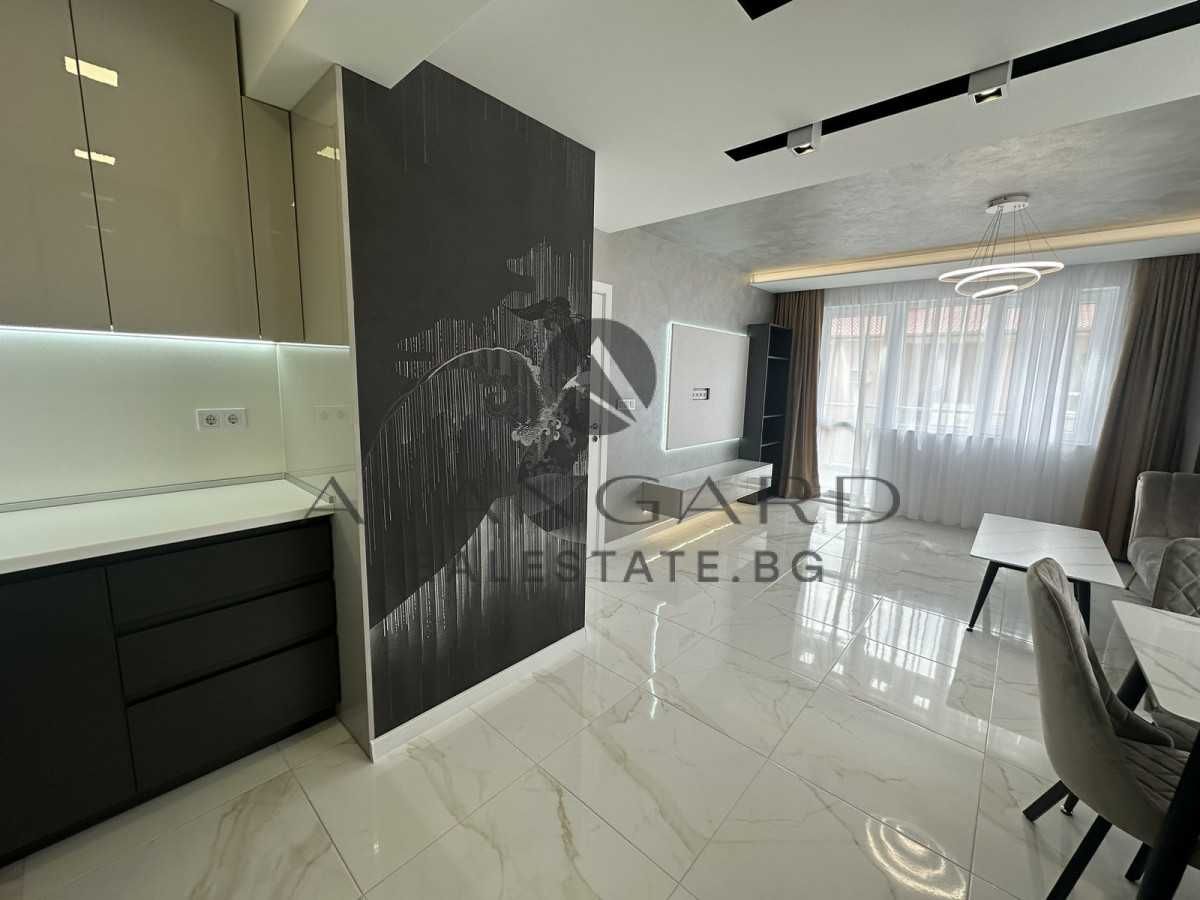 Продава се Двустаен апартамент в Пловдив, Кючук Париж - 72 кв.м за 1917 €/кв.м - Снимка #6