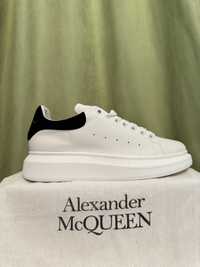 Alexander McQUEEN