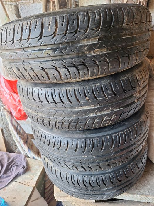 Jante aliaj Opel Corsa R14 + anvelope vara 175/65/R14