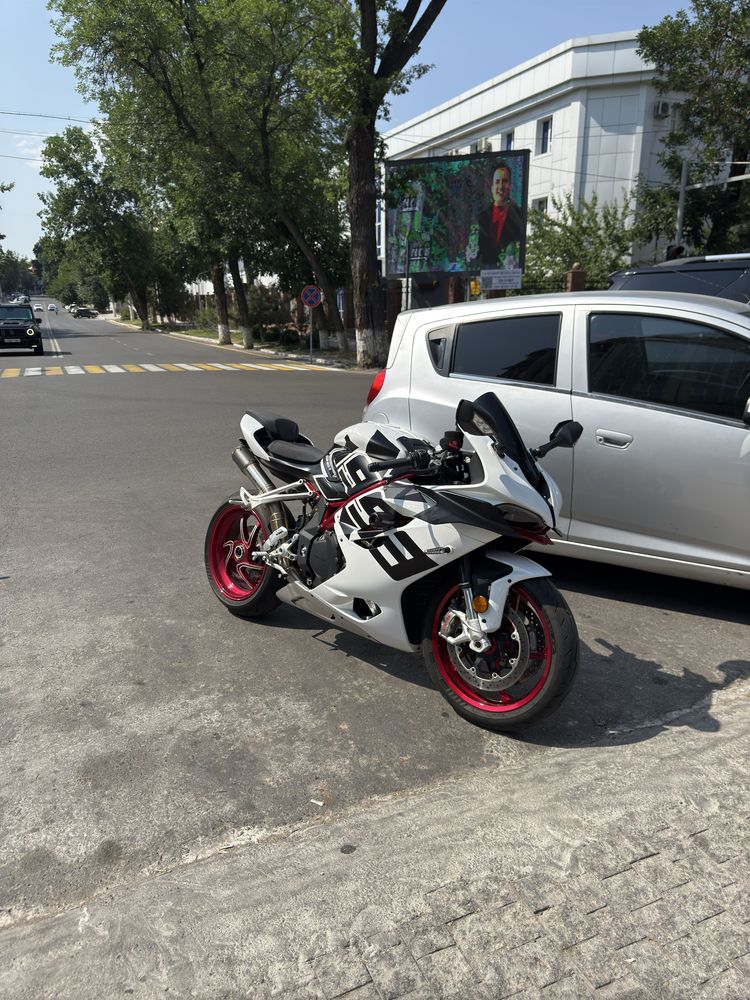 Qj moto s 921 rr