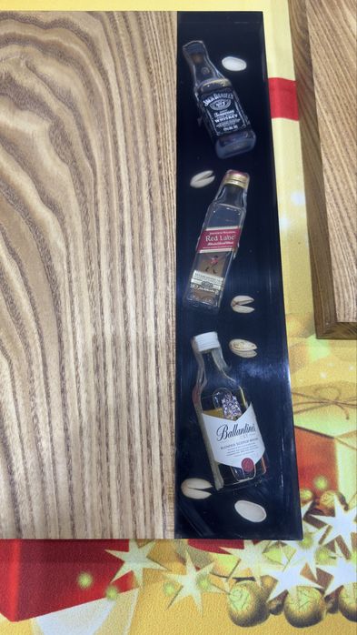 Дъска за мезета със епоксидна смола