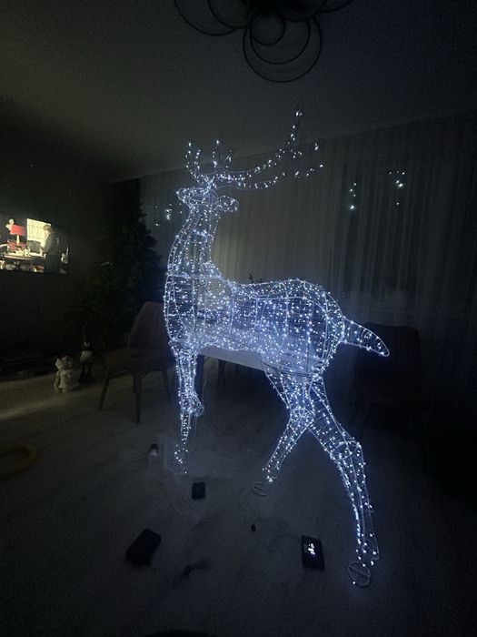 Продам новогоднего оленя