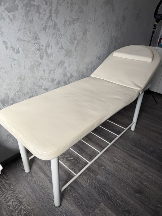 Pat cosmetica sau masaj