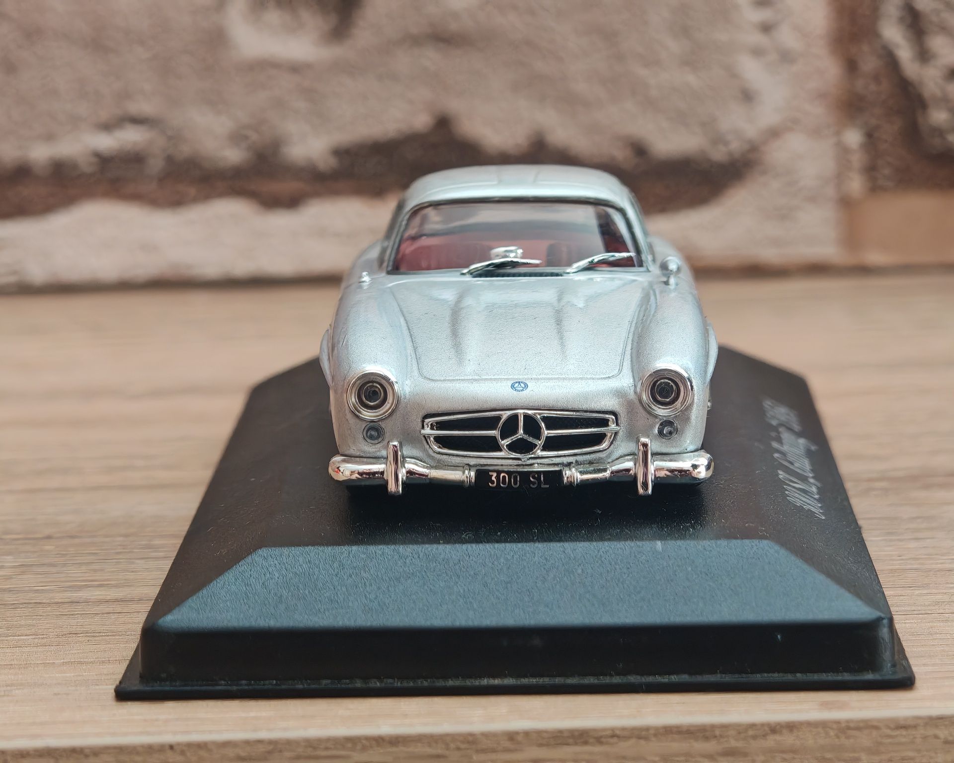 Колекционерски модел Mercedes-Benz 300 SL "Gullwing" (1954) 1:43