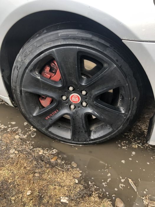 Dezmembrez Jaguar XF 3.0d 306dt