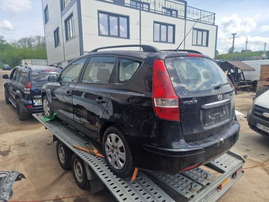 Dezmembrez Hyundai I30 CW 1.6 CRDI 66KW an 2009