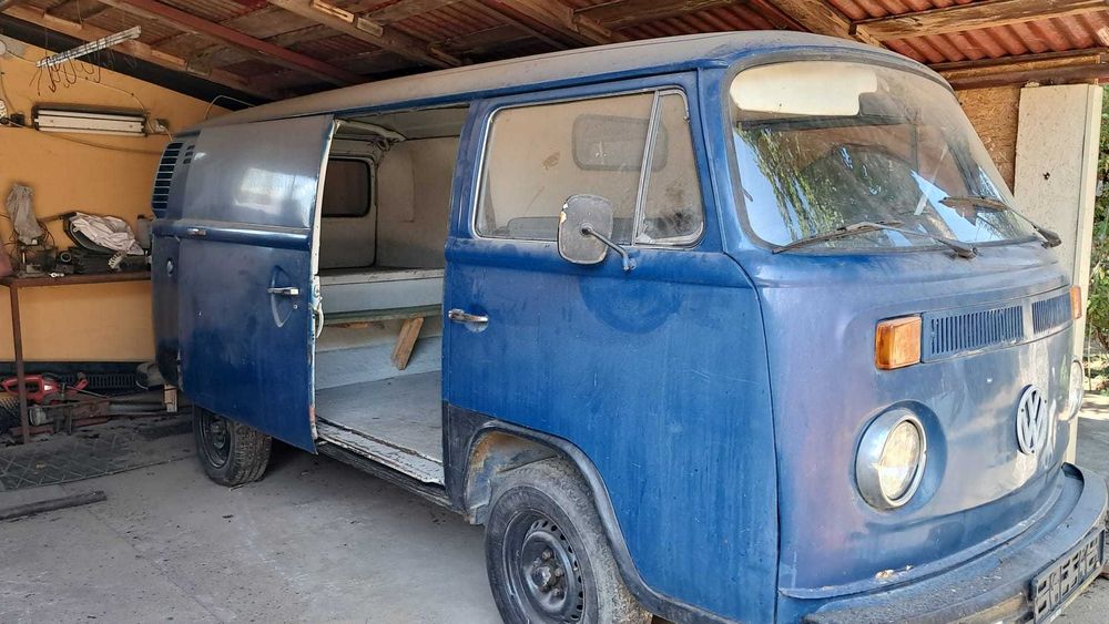 VW Transporter T2B an fabricatie 1975