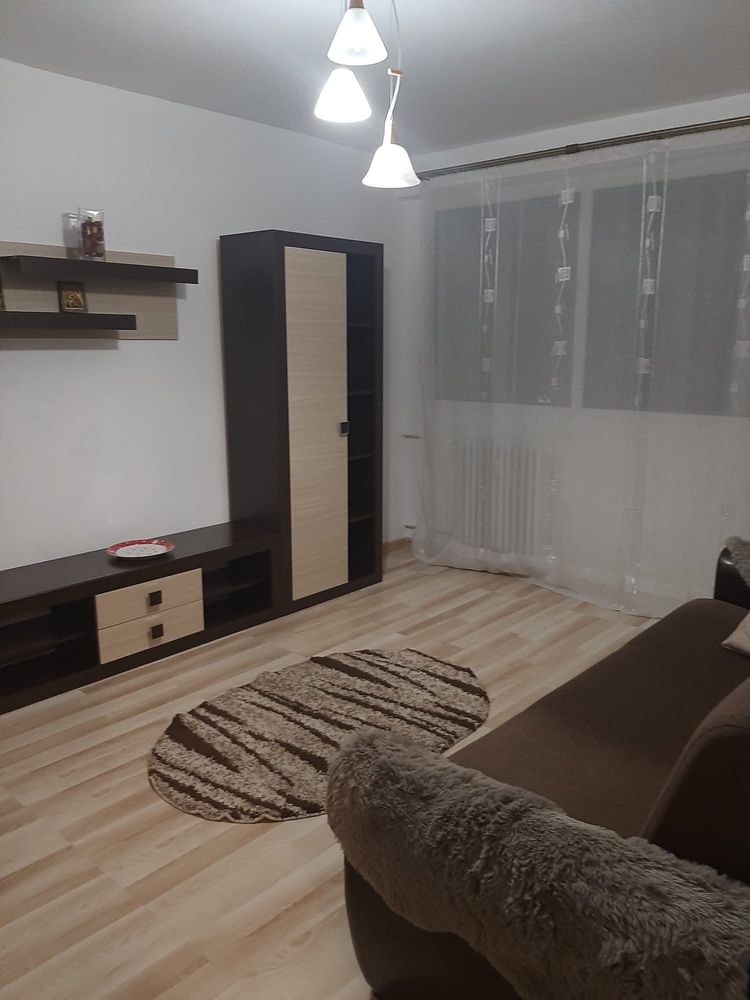 Inchiriez apartament 2 camere alunis
