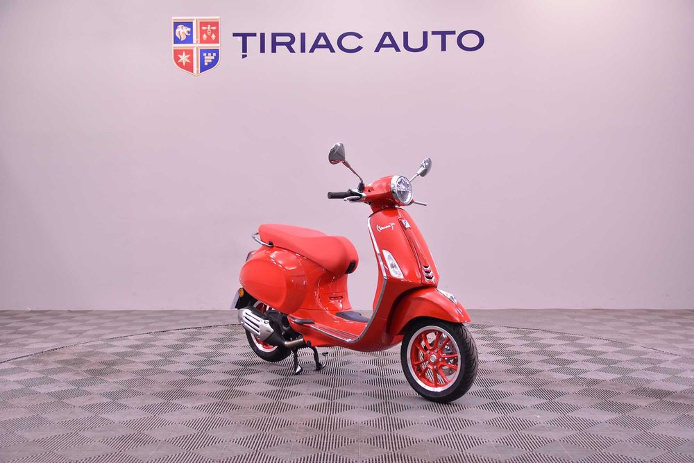 Piaggio Vespa Primavera 50 Red
