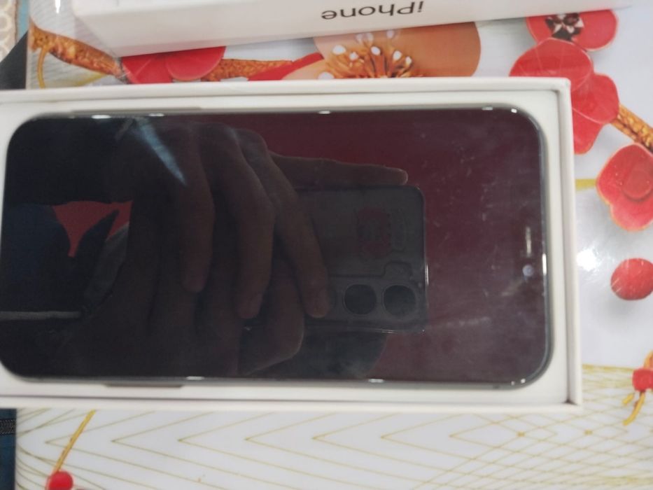 Айфонн 11 отличное сосаениие