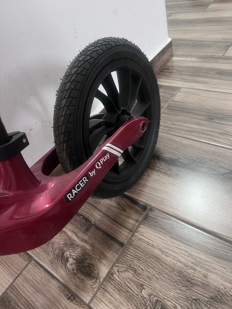 Баланс колело Racer byQplay