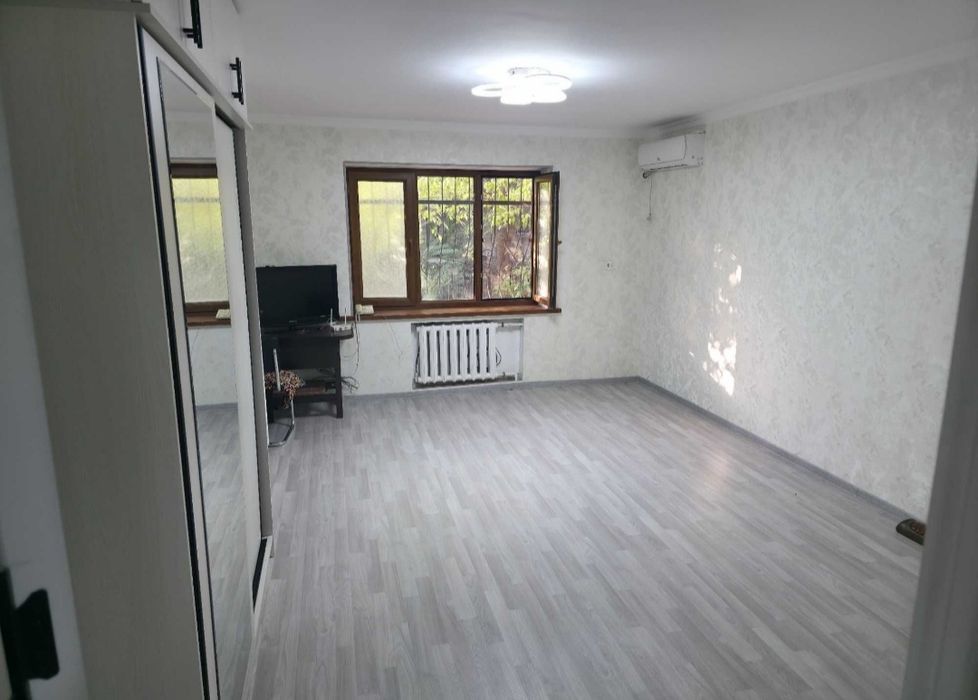 В Бектемирском р.сдается 2х комнатная квартира