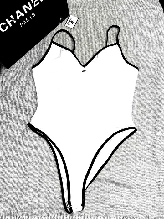 бяло боди шанел chanel цял може да се позлва за бански материя памук