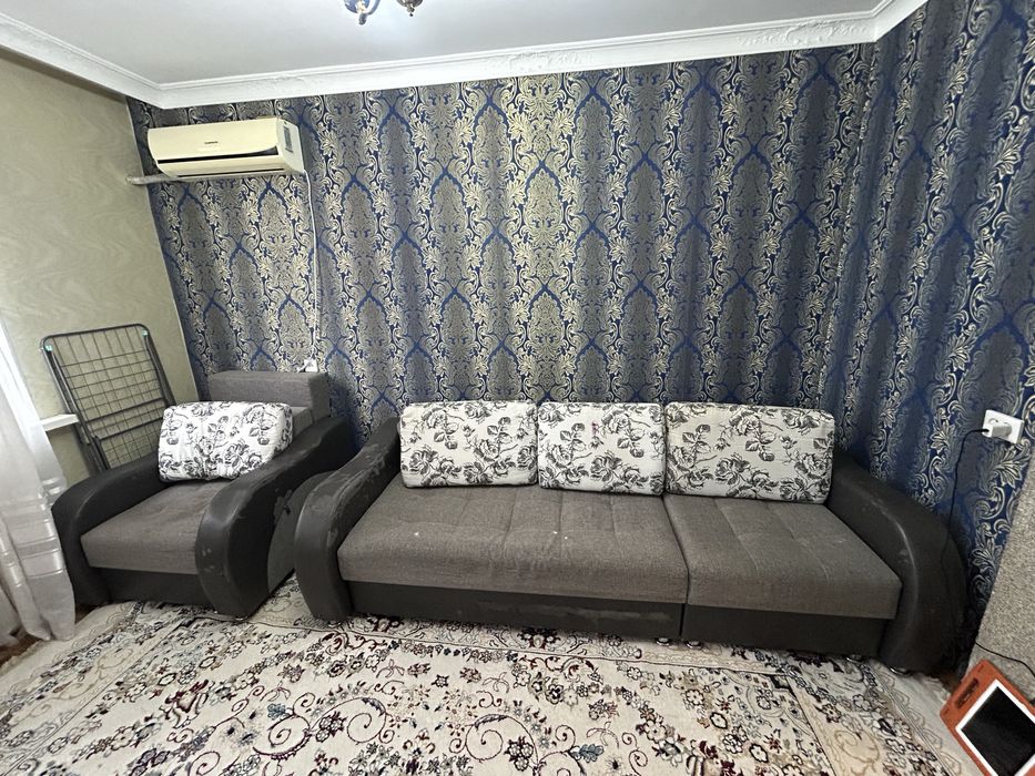 Продам диван с креслом