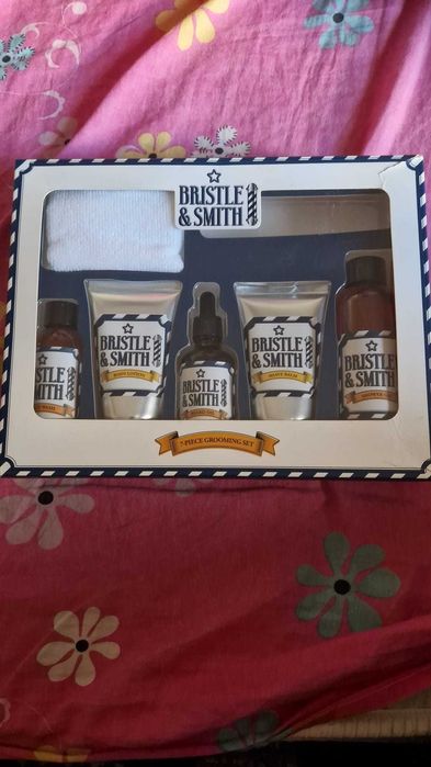 Trusa cosmetice barbati