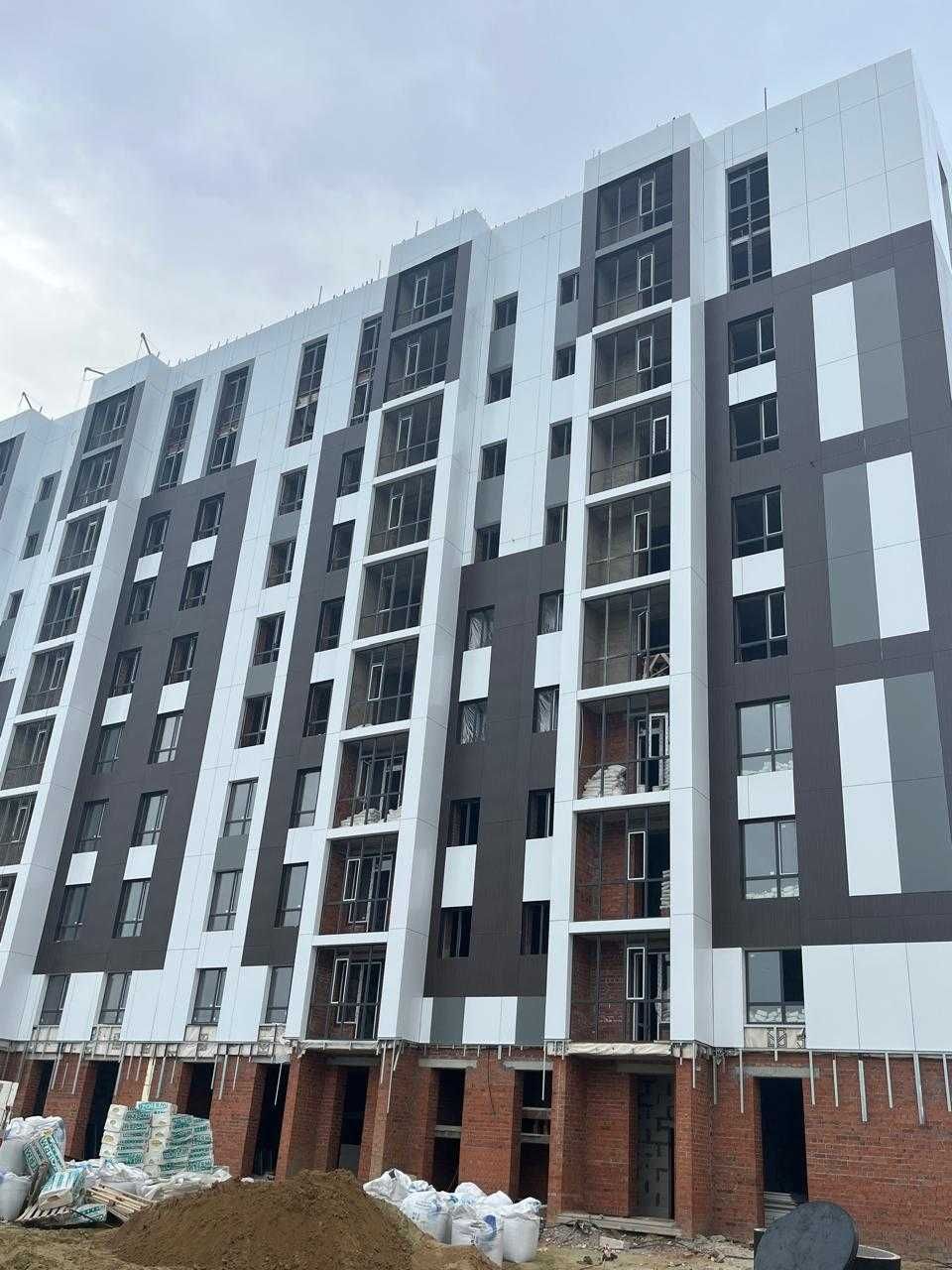 Продаётся 1 комн. квартира. мкр. Береке. Недорого.