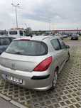 Inchiriez Peugeot 308